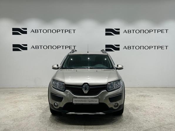 Renault Sandero II с пробегом 2017 года, цена 949 000 рублей, 122824 км, хэтчбек, Автокод Объявления