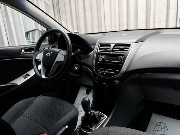 Hyundai Solaris I Рестайлинг с пробегом 2016 года, цена 929 000 рублей, 73000 км, седан, Автокод Объявления