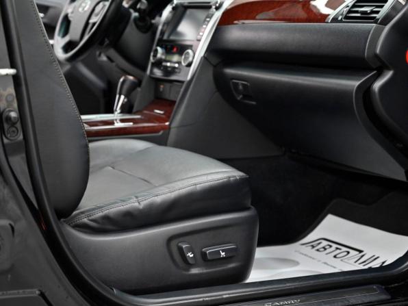 Toyota Camry VII (XV50) с пробегом 2014 года, цена 979 000 рублей, 122474 км, седан, Автокод Объявления