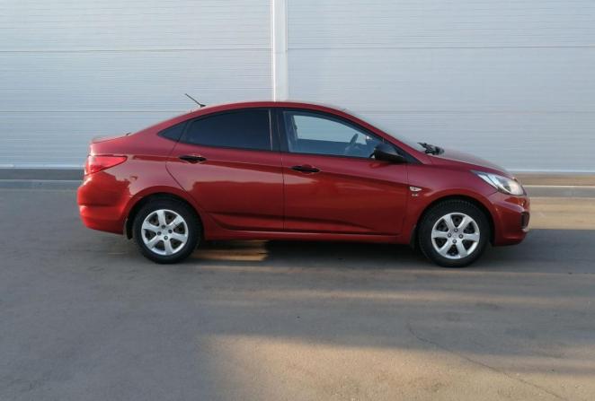 Hyundai Solaris I с пробегом 2012 года, цена 700 000 рублей, 192946 км, седан, Автокод Объявления