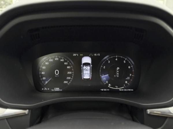 Volvo XC60 II с пробегом 2020 года, цена 3 750 000 рублей, 37892 км, внедорожник, Автокод Объявления
