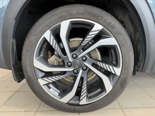 Geely Monjaro I с пробегом 2023 года, цена 3 320 000 рублей, 24500 км, внедорожник, Автокод Объявления