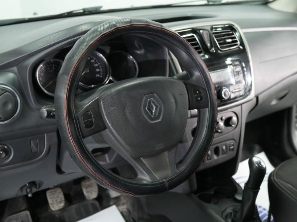 Renault Logan II с пробегом 2016 года, цена 610 000 рублей, 146000 км, седан, Автокод Объявления