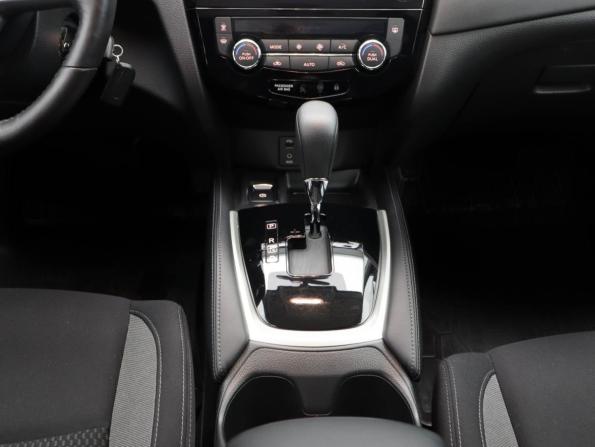 Nissan Qashqai II Рестайлинг с пробегом 2019 года, цена 2 450 000 рублей, 17074 км, внедорожник, Автокод Объявления