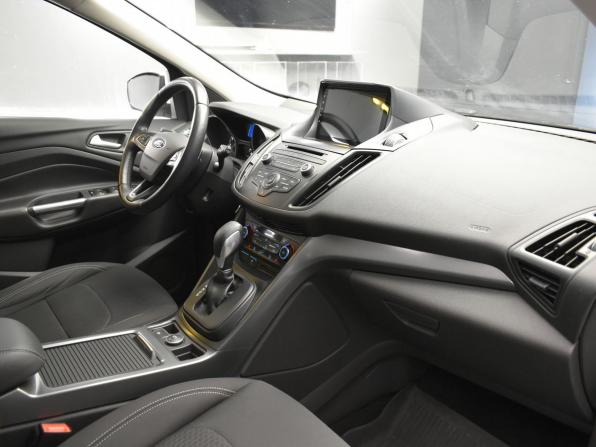 Ford Kuga II Рестайлинг с пробегом 2018 года, цена 1 805 000 рублей, 132734 км, внедорожник, Автокод Объявления