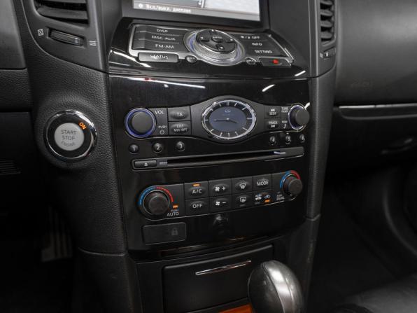 Infiniti QX70 с пробегом 2015 года, цена 1 900 000 рублей, 143127 км, внедорожник, Автокод Объявления