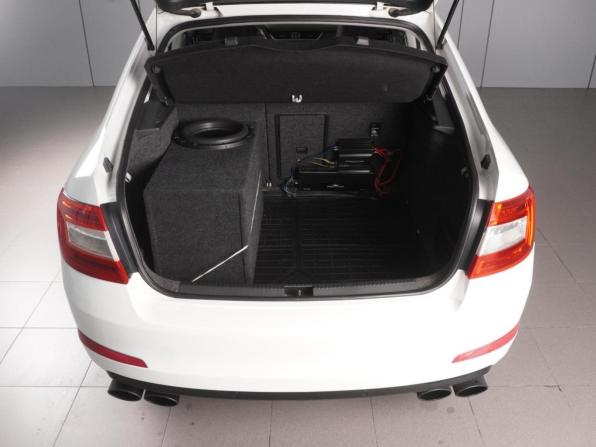 Skoda Octavia III (A7) с пробегом 2015 года, цена 1 565 000 рублей, 218798 км, лифтбек, Автокод Объявления