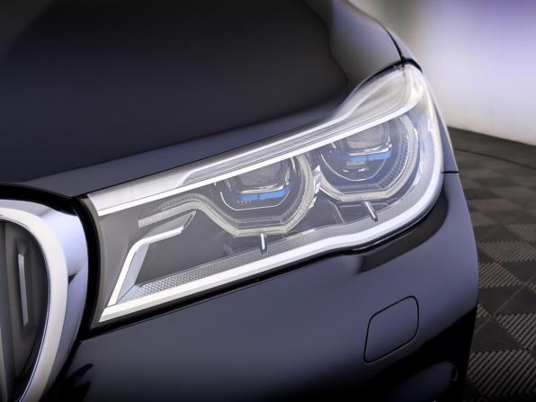 BMW 7 серии VI (G11/G12) с пробегом 2016 года, цена 3 000 000 рублей, 83571 км, седан, Автокод Объявления