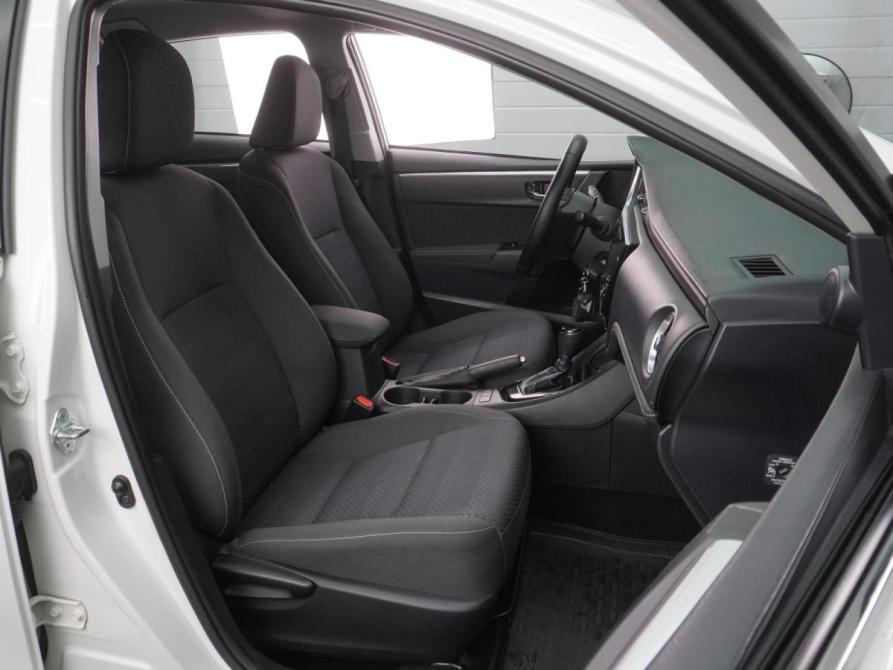 Toyota Corolla XI (E160 E170 E180) Рестайлинг 1 Воронеж  - изображение 8