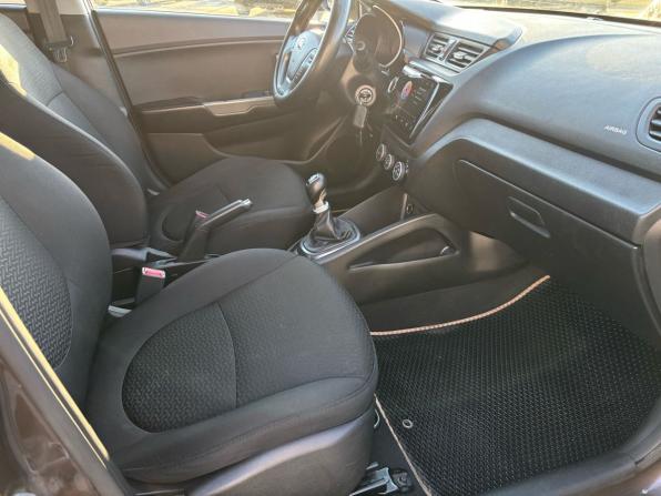 Kia Rio III Рестайлинг с пробегом 2017 года, цена 899 000 рублей, 170788 км, седан, Автокод Объявления