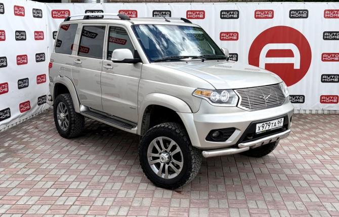 УАЗ Patriot I Рестайлинг 2 с пробегом 2015 года, цена 799 990 рублей, 142608 км, внедорожник, Автокод Объявления