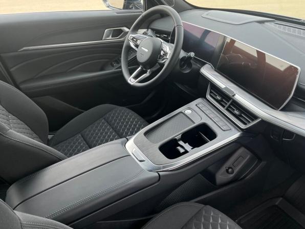 Haval F7 II с пробегом 2024 года, цена 2 395 000 рублей, 4489 км, внедорожник, Автокод Объявления