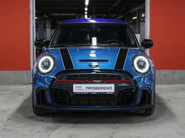 Mini Hatch III (F55/F56) Рестайлинг 2 с пробегом 2021 года, цена 4 098 000 рублей, 23201 км, хэтчбек, Автокод Объявления