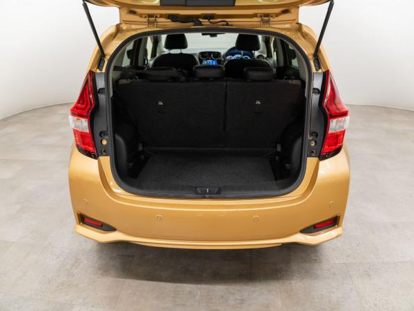 Nissan Note II Рестайлинг с пробегом 2018 года, цена 1 175 000 рублей, 71100 км, хэтчбек, Автокод Объявления