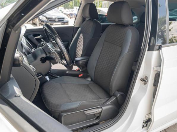 Volkswagen Polo V Рестайлинг с пробегом 2019 года, цена 1 430 000 рублей, 133309 км, седан, Автокод Объявления