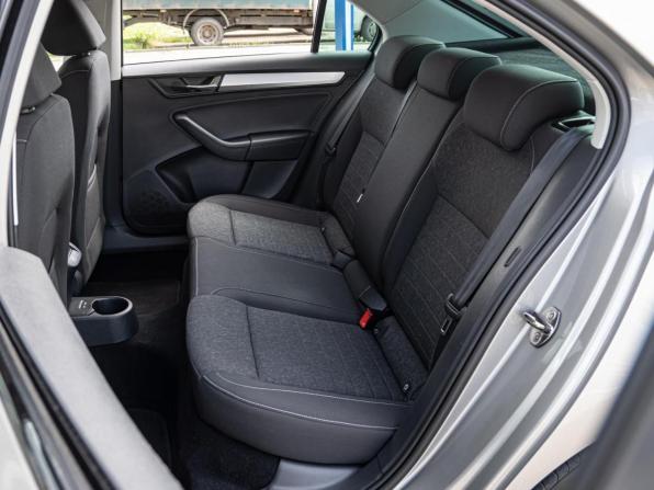 Skoda Rapid II с пробегом 2021 года, цена 2 210 000 рублей, 79105 км, лифтбек, Автокод Объявления