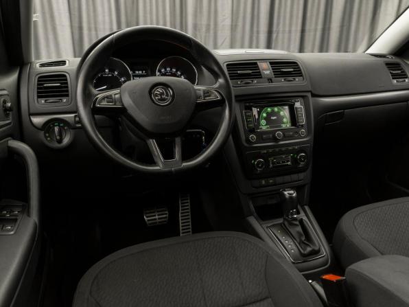 Skoda Yeti I Рестайлинг с пробегом 2014 года, цена 1 200 000 рублей, 187106 км, внедорожник, Автокод Объявления