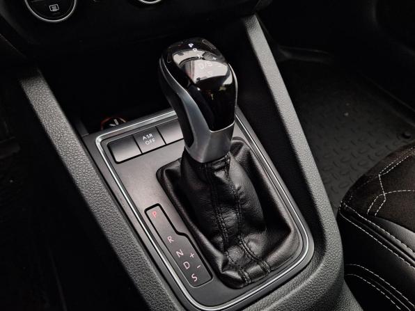 Volkswagen Jetta VI с пробегом 2015 года, цена 1 015 000 рублей, 231000 км, седан, Автокод Объявления