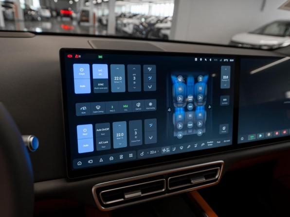 Li Auto (Lixiang) L7 I Рестайлинг с пробегом 2025 года, цена 8 150 000 рублей, 50 км, внедорожник, Автокод Объявления