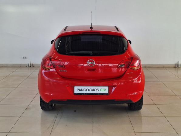 Opel Astra J с пробегом 2011 года, цена 670 000 рублей, 152921 км, хэтчбек, Автокод Объявления