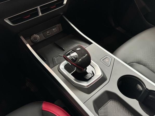JETOUR DASHING I с пробегом 2024 года, цена 2 140 000 рублей, 5057 км, внедорожник, Автокод Объявления