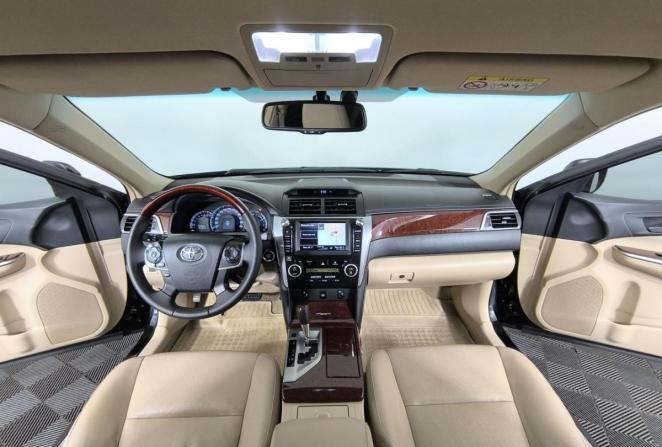 Toyota Camry VII (XV50) с пробегом 2013 года, цена 1 950 000 рублей, 188471 км, седан, Автокод Объявления