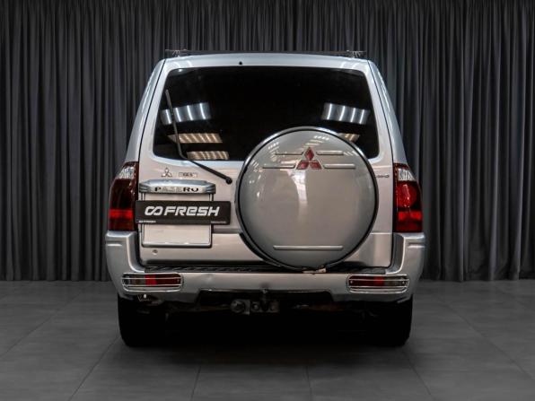 Mitsubishi Pajero III Рестайлинг с пробегом 2004 года, цена 999 000 рублей, 276606 км, внедорожник, Автокод Объявления