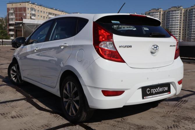 Hyundai Solaris I с пробегом 2014 года, цена 829 000 рублей, 122000 км, хэтчбек, Автокод Объявления