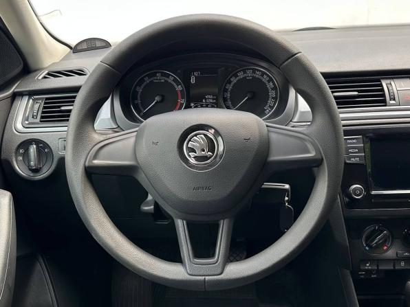 Skoda Rapid I Рестайлинг с пробегом 2018 года, цена 1 205 000 рублей, 161095 км, лифтбек, Автокод Объявления