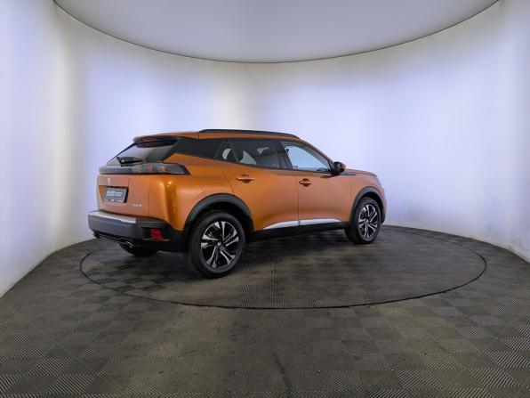 Peugeot 2008 II Рестайлинг с пробегом 2023 года, цена 2 250 000 рублей, 4718 км, внедорожник, Автокод Объявления