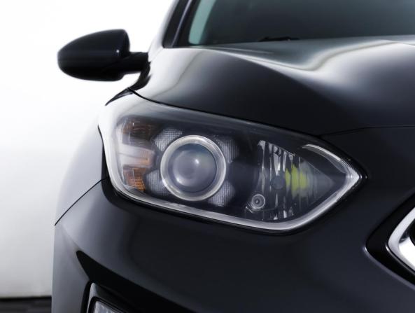 Kia Ceed III с пробегом 2019 года, цена 1 778 000 рублей, 96600 км, универсал, Автокод Объявления