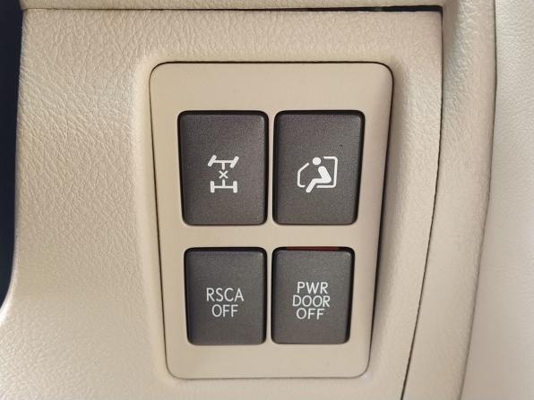 Lexus LX III Рестайлинг с пробегом 2012 года, цена 3 900 000 рублей, 188124 км, внедорожник, Автокод Объявления