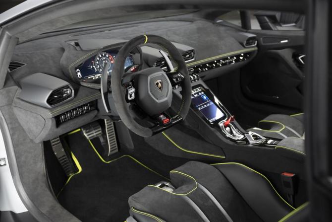 Новый Lamborghini Huracán I Рестайлинг 2024 года, цена 42 900 000 рублей, купе, Автокод Объявления