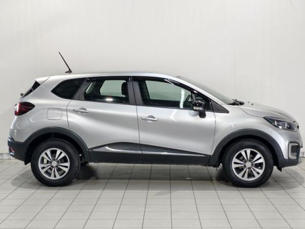 Renault Kaptur I Рестайлинг с пробегом 2021 года, цена 1 425 000 рублей, 140011 км, внедорожник, Автокод Объявления