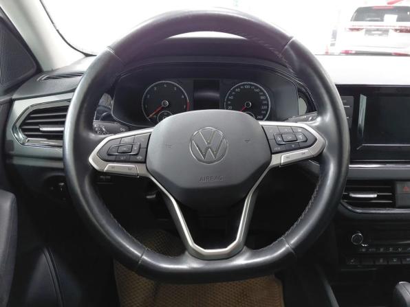 Volkswagen Polo VI с пробегом 2022 года, цена 1 070 000 рублей, 304881 км, лифтбек, Автокод Объявления