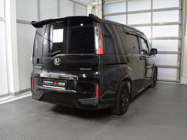 Honda Stepwgn V Рестайлинг с пробегом 2020 года, цена 2 079 995 рублей, 84842 км, минивэн, Автокод Объявления