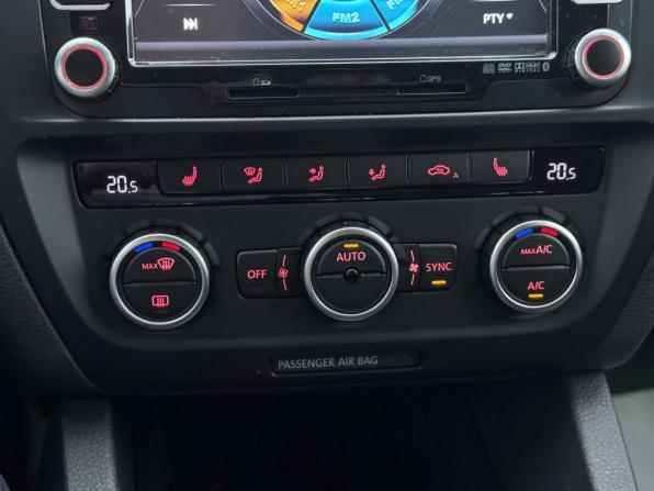 Volkswagen Jetta VI с пробегом 2014 года, цена 917 000 рублей, 229649 км, седан, Автокод Объявления