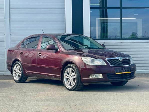 Skoda Octavia II (A5) Рестайлинг с пробегом 2012 года, цена 670 000 рублей, 297700 км, лифтбек, Автокод Объявления