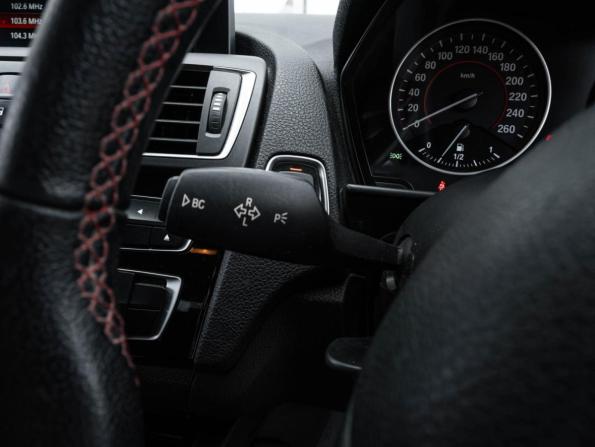 BMW 1 серии II (F20/F21) Рестайлинг с пробегом 2015 года, цена 1 590 000 рублей, 116480 км, хэтчбек, Автокод Объявления