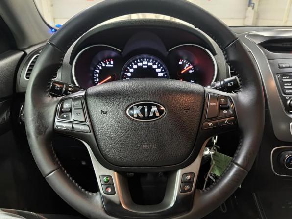 Kia Sorento II Рестайлинг с пробегом 2017 года, цена 1 730 000 рублей, 198600 км, внедорожник, Автокод Объявления