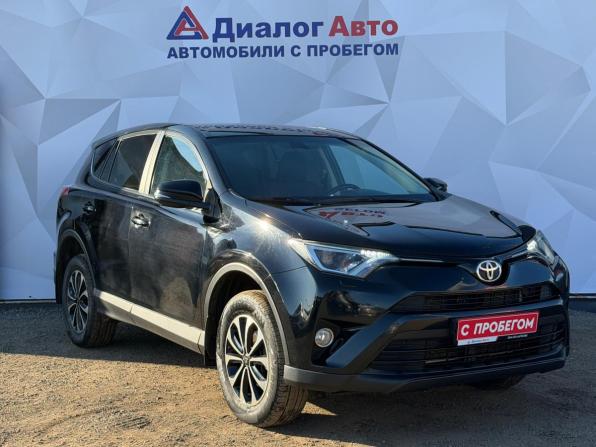 Toyota RAV4 IV (XA40) Рестайлинг с пробегом 2018 года, цена 2 250 000 рублей, 208900 км, внедорожник, Автокод Объявления
