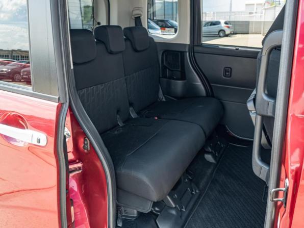 Toyota Roomy I с пробегом 2017 года, цена 1 140 000 рублей, 109731 км, микровэн, Автокод Объявления