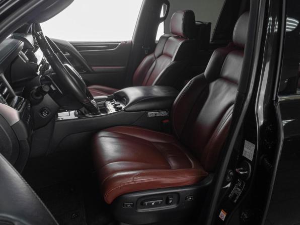 Lexus LX III Рестайлинг 2 с пробегом 2019 года, цена 10 600 000 рублей, 129800 км, внедорожник, Автокод Объявления