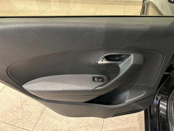 Volkswagen Polo V Рестайлинг с пробегом 2016 года, цена 809 000 рублей, 163106 км, седан, Автокод Объявления