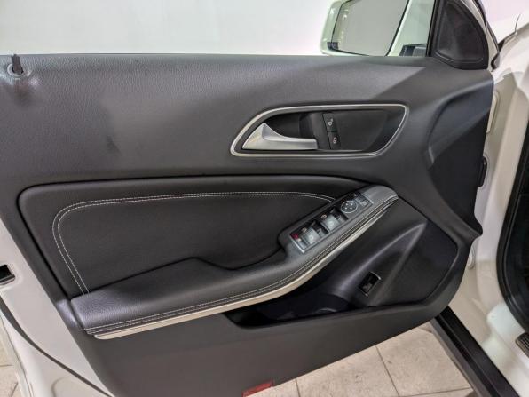 Mercedes-Benz GLA I (X156) с пробегом 2017 года, цена 1 700 000 рублей, 269218 км, внедорожник, Автокод Объявления
