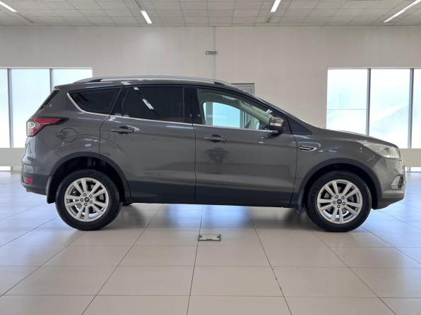 Ford Kuga II Рестайлинг с пробегом 2018 года, цена 1 700 000 рублей, 113000 км, внедорожник, Автокод Объявления