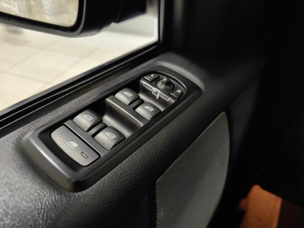 Land Rover Discovery IV с пробегом 2009 года, цена 1 199 000 рублей, 248138 км, внедорожник, Автокод Объявления