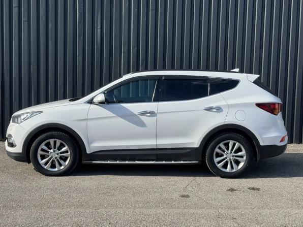 Hyundai Santa Fe III Рестайлинг с пробегом 2017 года, цена 2 185 000 рублей, 151111 км, внедорожник, Автокод Объявления