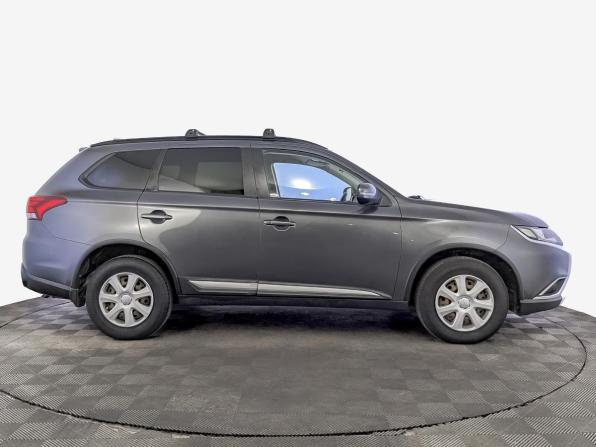 Mitsubishi Outlander III Рестайлинг 2 с пробегом 2018 года, цена 1 825 000 рублей, 156155 км, внедорожник, Автокод Объявления