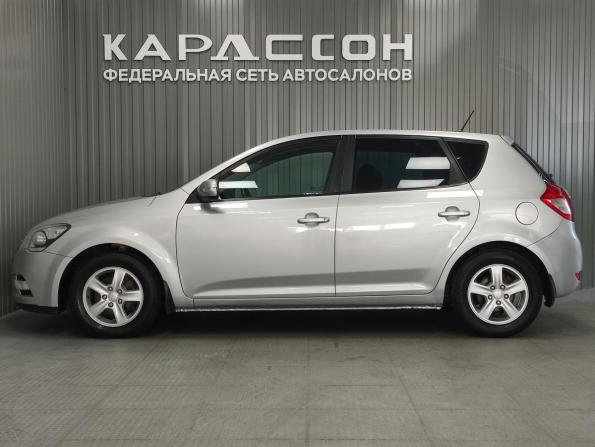 Kia Ceed I Рестайлинг с пробегом 2010 года, цена 530 000 рублей, 309397 км, хэтчбек, Автокод Объявления